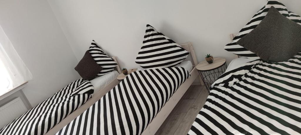 Schöne, renovierte und optimal gelegene Wohnung photo 4