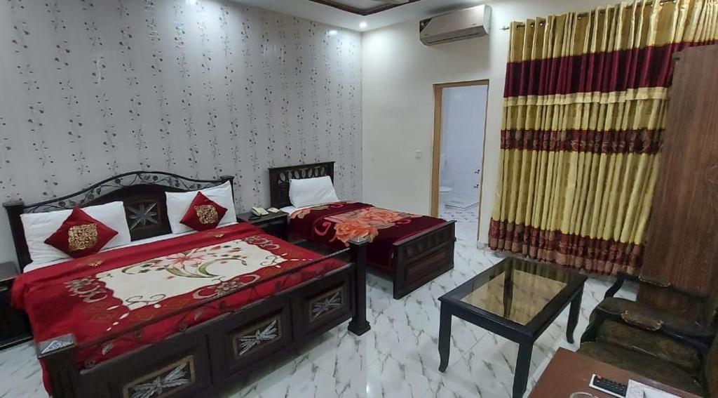 Family Guest House in Garden Town photo 2