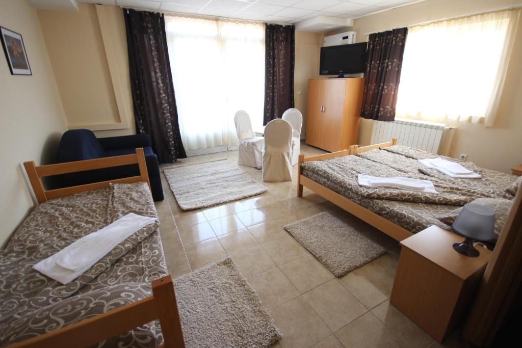 Четырехместный (Четырехместный номер), Bed & Breakfast Vertigo Belgrade