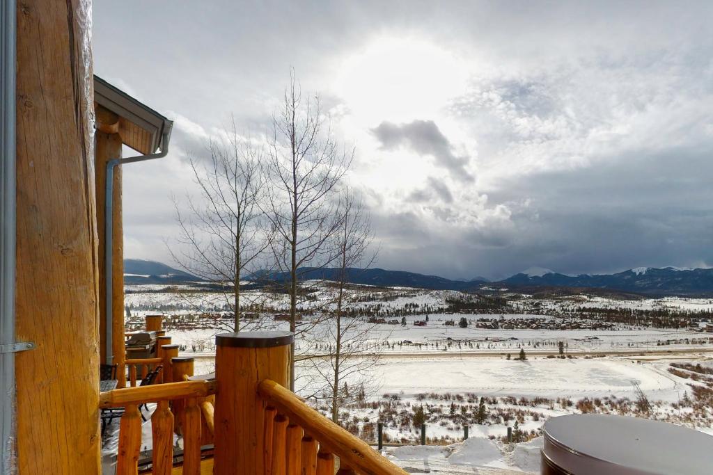 Spruce Ridge Retreat photo 2