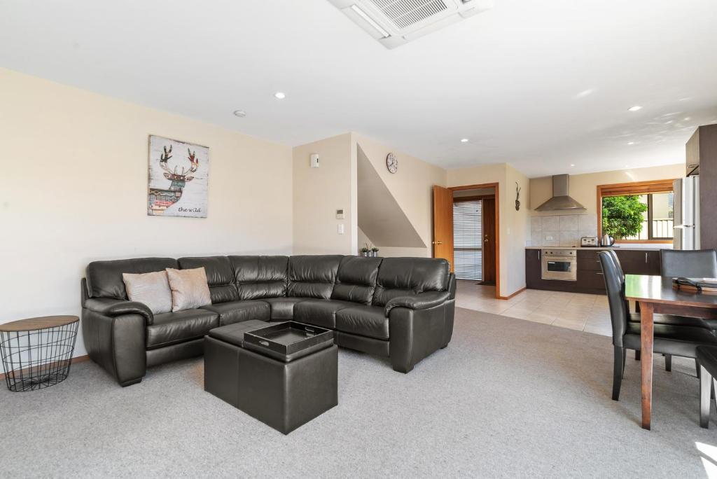 Southern Belle - Cromwell Holiday Home photo 3