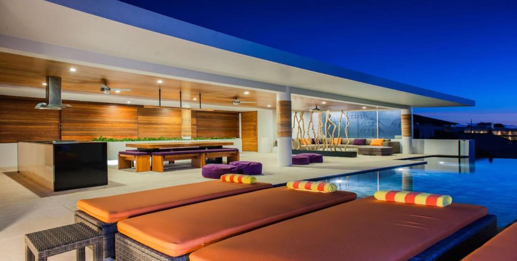 Villa Muse Seminyak - 500 meters from beach - Tap to explore photos