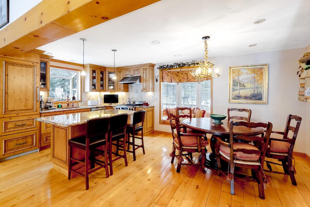 East Vail Haven photo 2