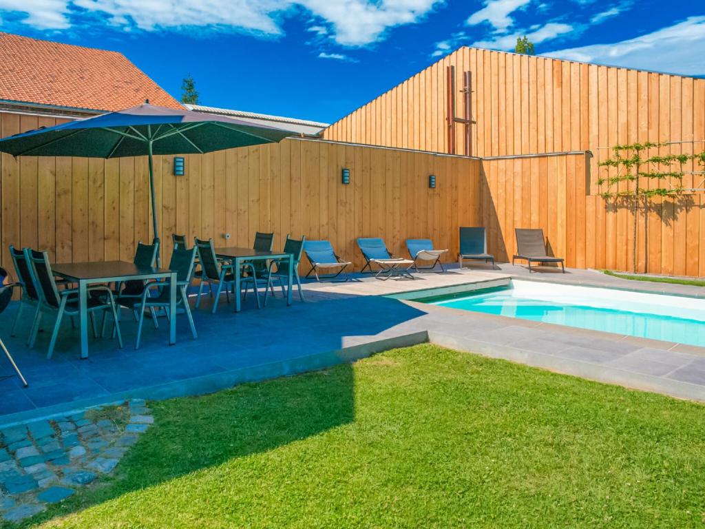 Stunning Chalet in Goé with Swimming Pool, Sauna, Terrace photo 3