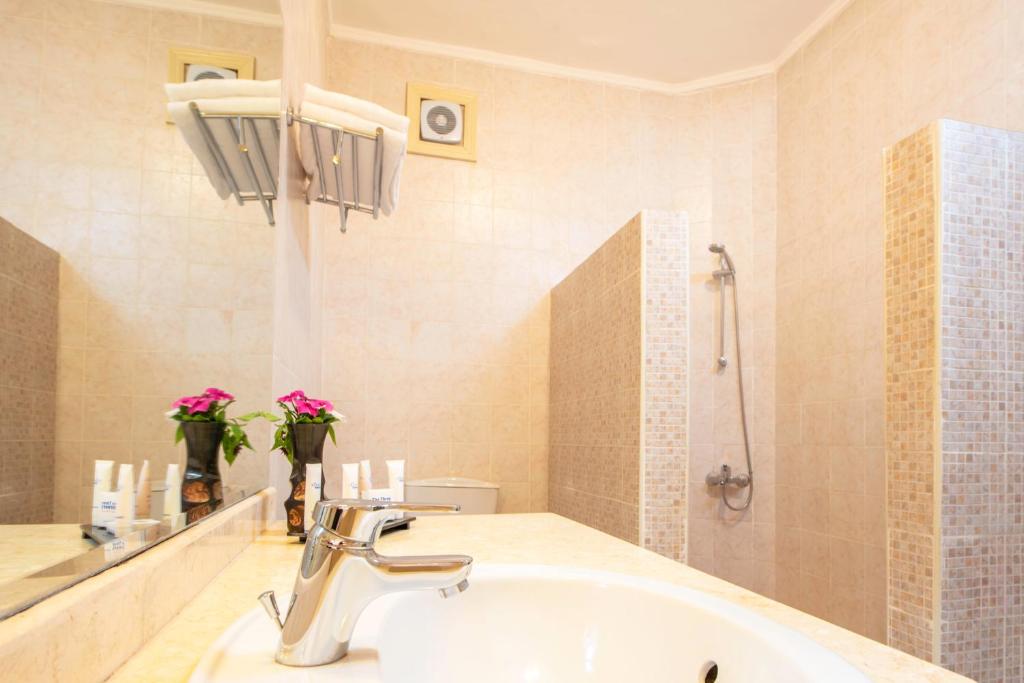 Одноместный (Одноместный номер «Комфорт»), The Three Corners Sunny Beach Resort