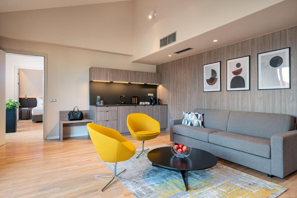 Апартаменты (Апартаменты Делюкс), Hotel Cube