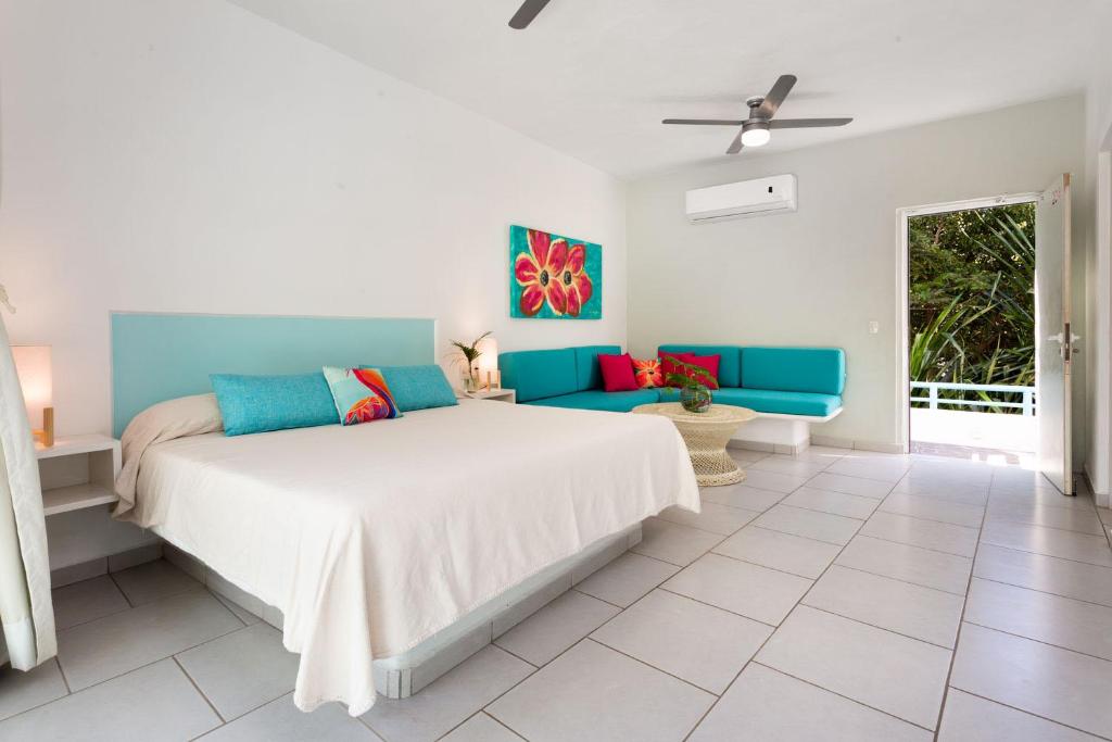 AzulPitaya Beach Front Hotel in Sayulita photo 3