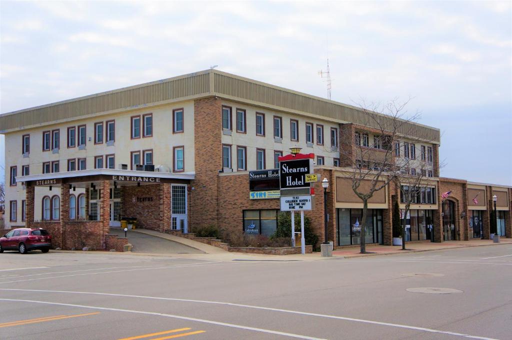 Stearns Hotel image