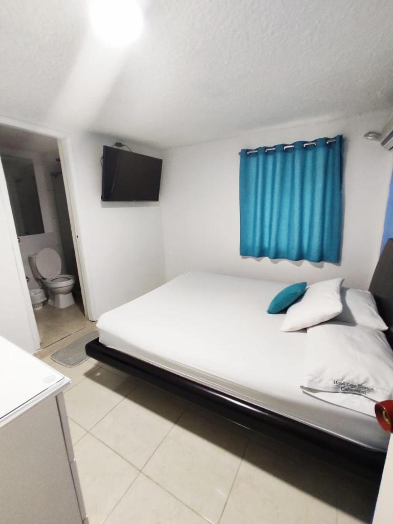 Hotel Casablanca Cañaveral photo 2