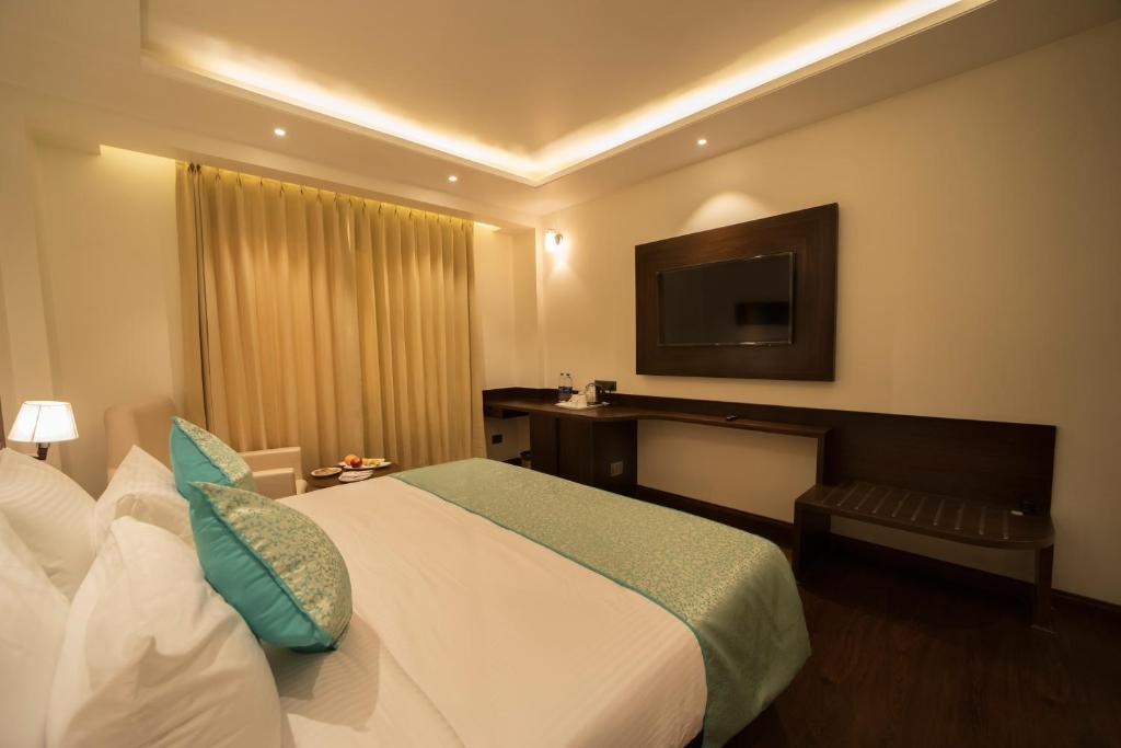 Двухместный (Улучшенный двухместный номер с 1 кроватью), Hotel DVIJ INN