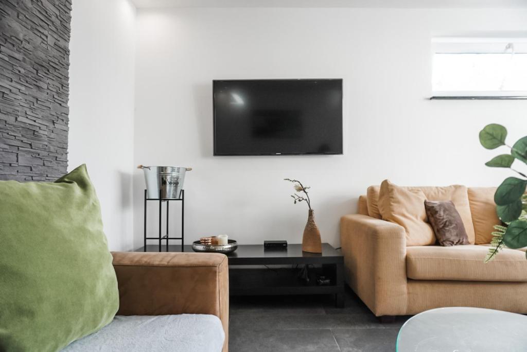 Neu gebautes Apartment mit Sonnenterasse in der Nähe vom Siebengebirge & Bonn photo 4