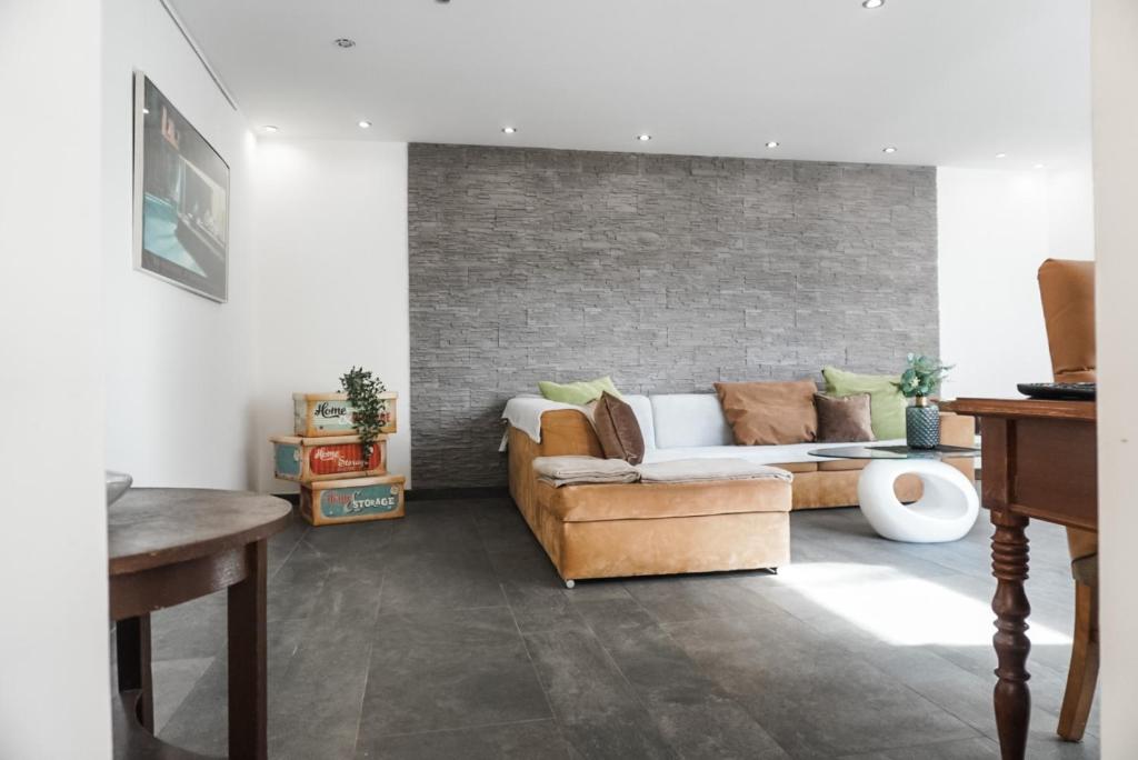 Neu gebautes Apartment mit Sonnenterasse in der Nähe vom Siebengebirge & Bonn photo 2