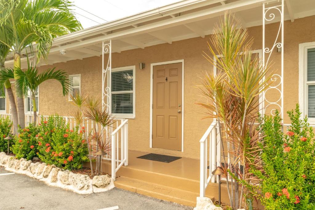 Sun Outdoors Key Largo photo 1