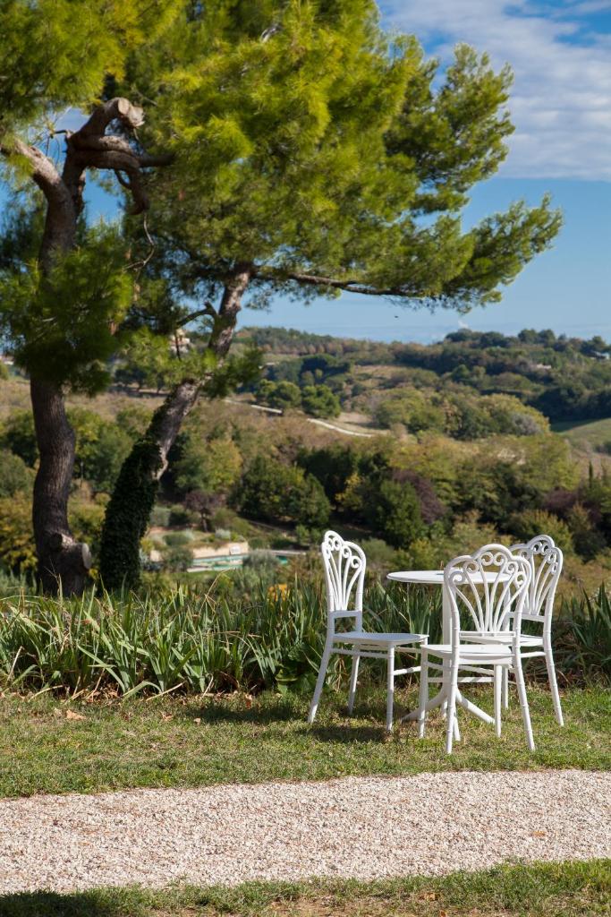 Agriturismo Ca' Verde - il giardino narrante photo 4