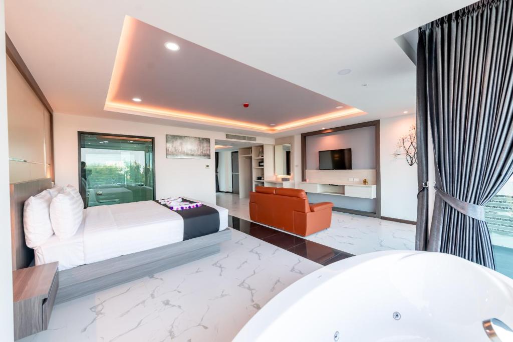 Сьюит (Люкс), The Proud Hotel Pattaya