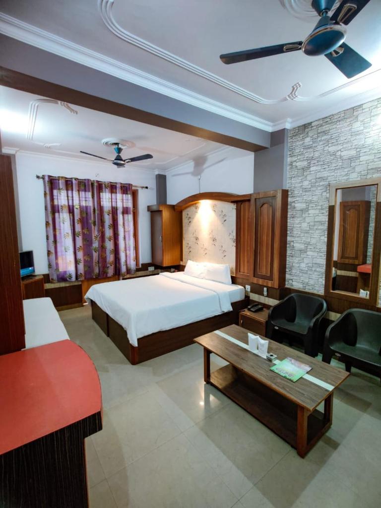 Двухместный (Двухместный номер Делюкс с 1 кроватью), HOTEL HAIFA