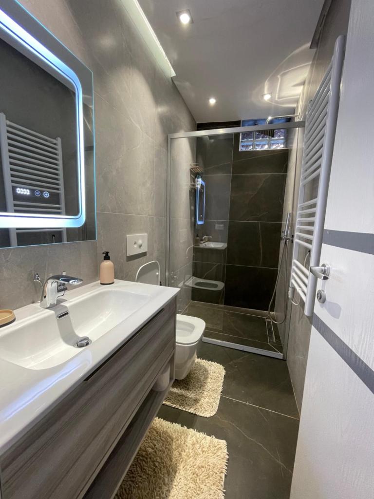 E&A Apartments Guesthouse photo 4