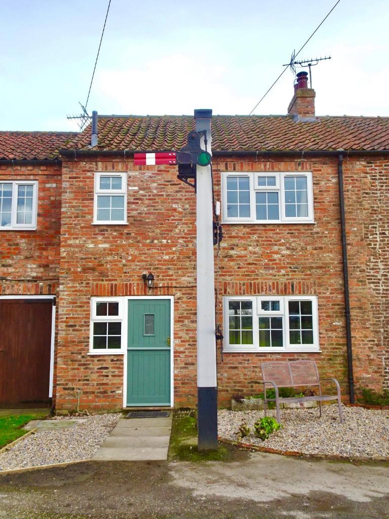 Signal Cottage at The Red House Estate