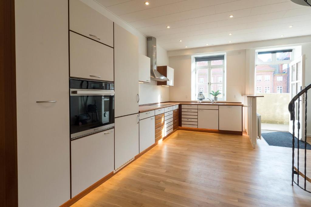 City Center Penthouse photo 2