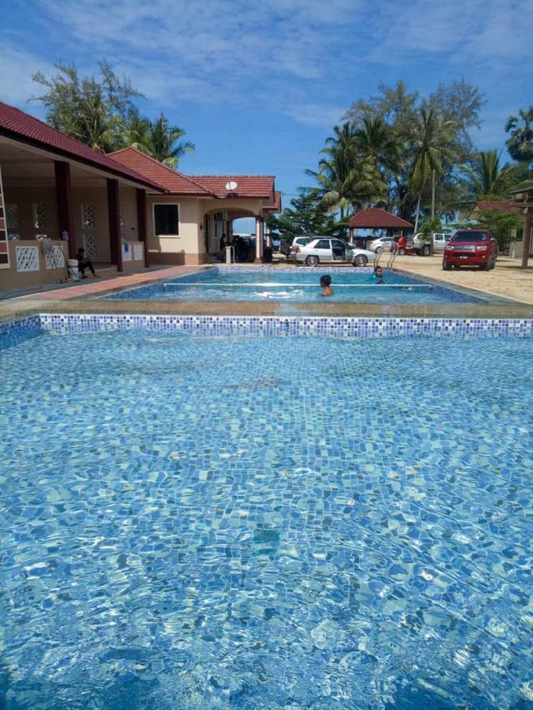 Faris's Homestay & Resort