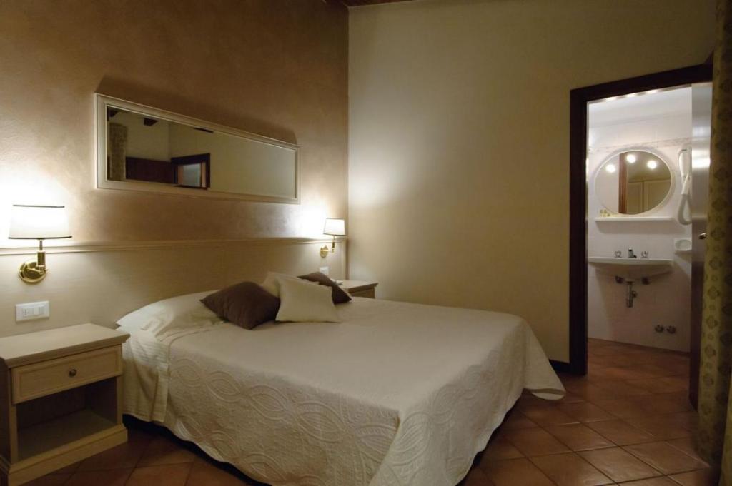 Albergo CAVALLINO 10 photo 1