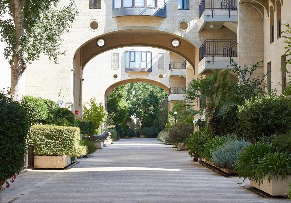 Luxurious Duplex Garden Parking in David Village photo 2