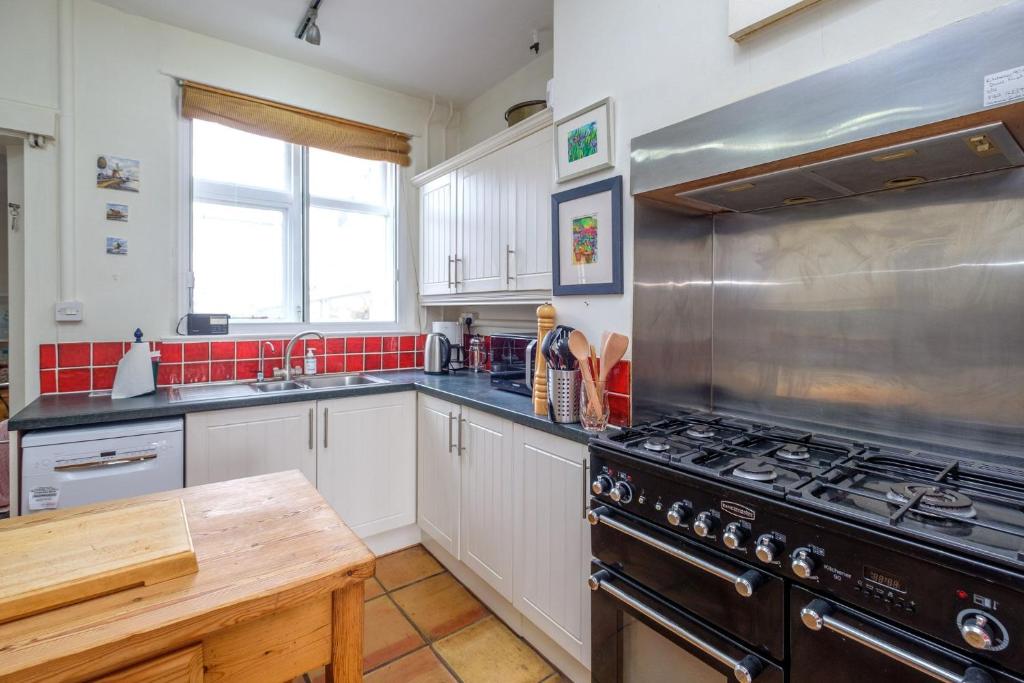 Beach House - Aldeburgh Coastal Cottages photo 2