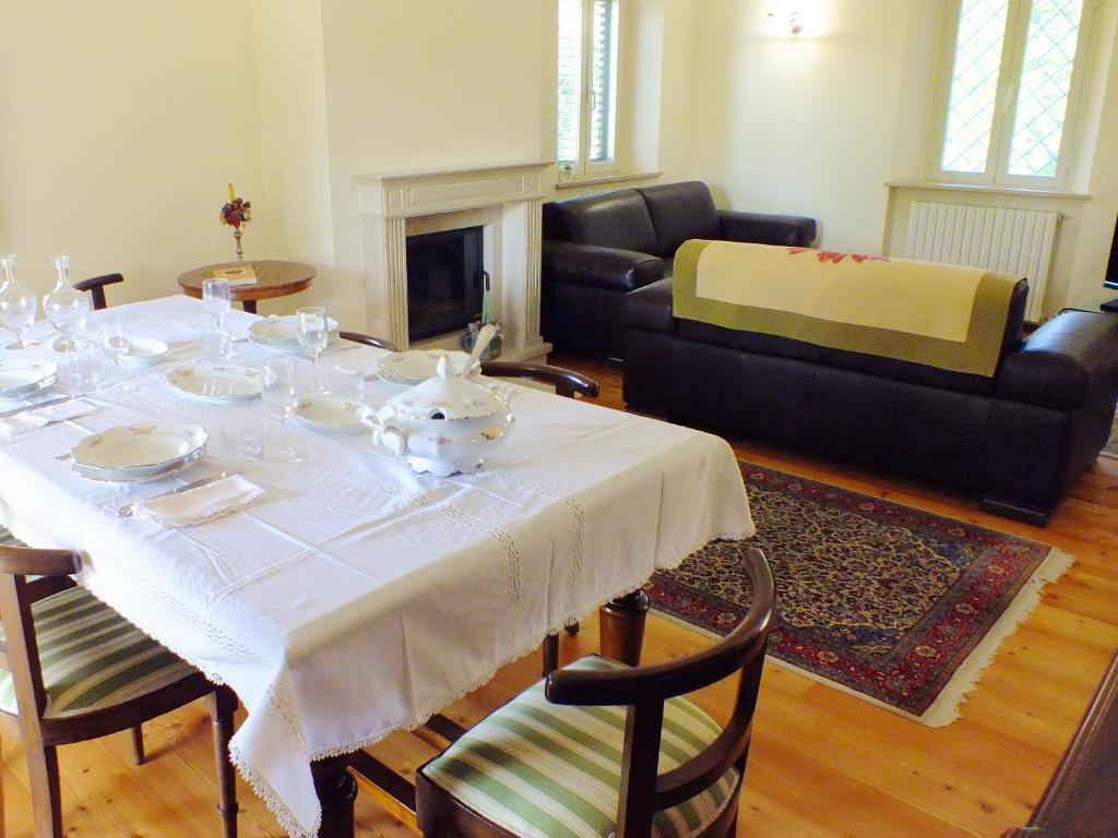 3 bedrooms villa with enclosed garden and wifi at San Sabino photo 1