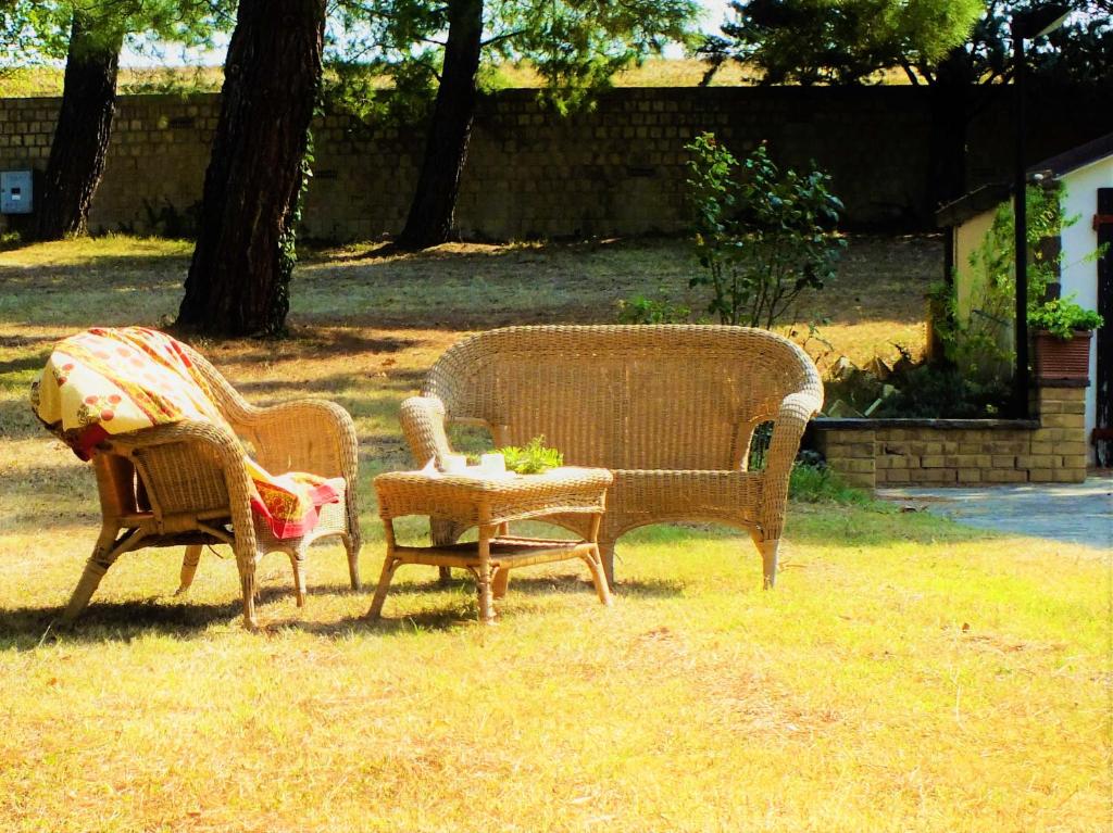 3 bedrooms villa with enclosed garden and wifi at San Sabino photo 2