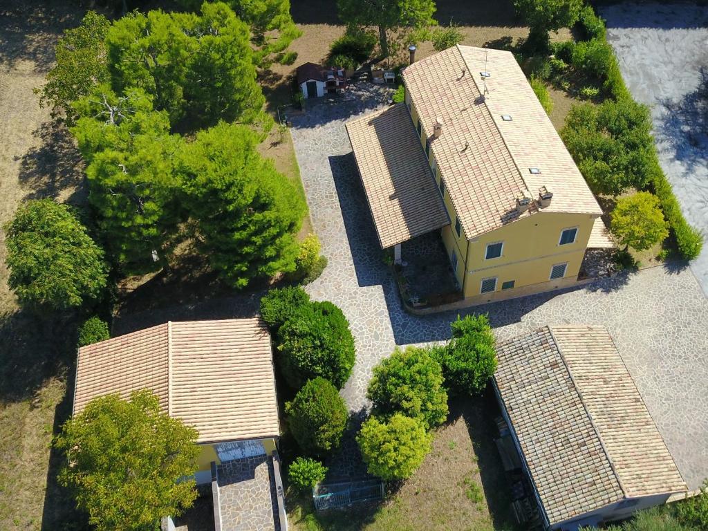 3 bedrooms villa with enclosed garden and wifi at San Sabino