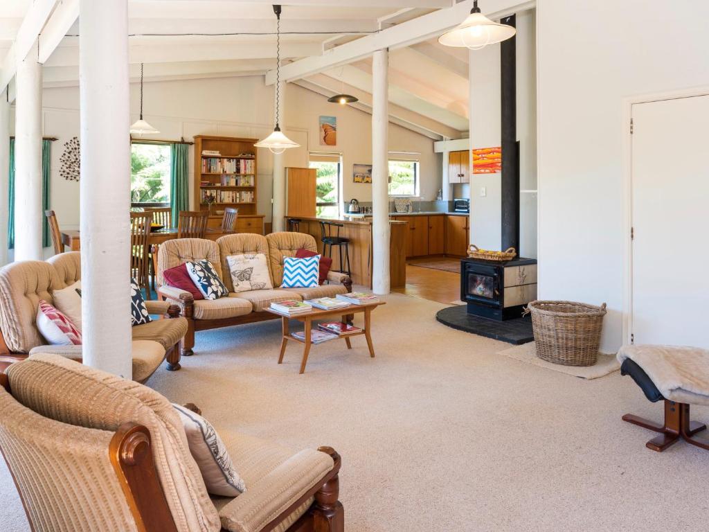 Serene Sounds - Anakiwa Holiday Home photo 2