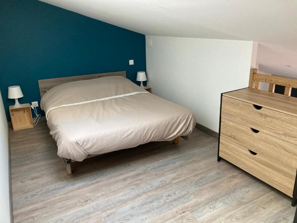 studio meublé du bourg photo 1
