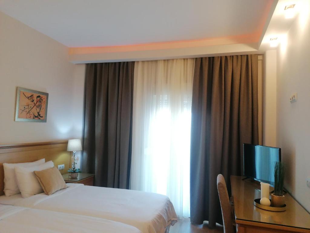 Hotel Alexandros photo 3