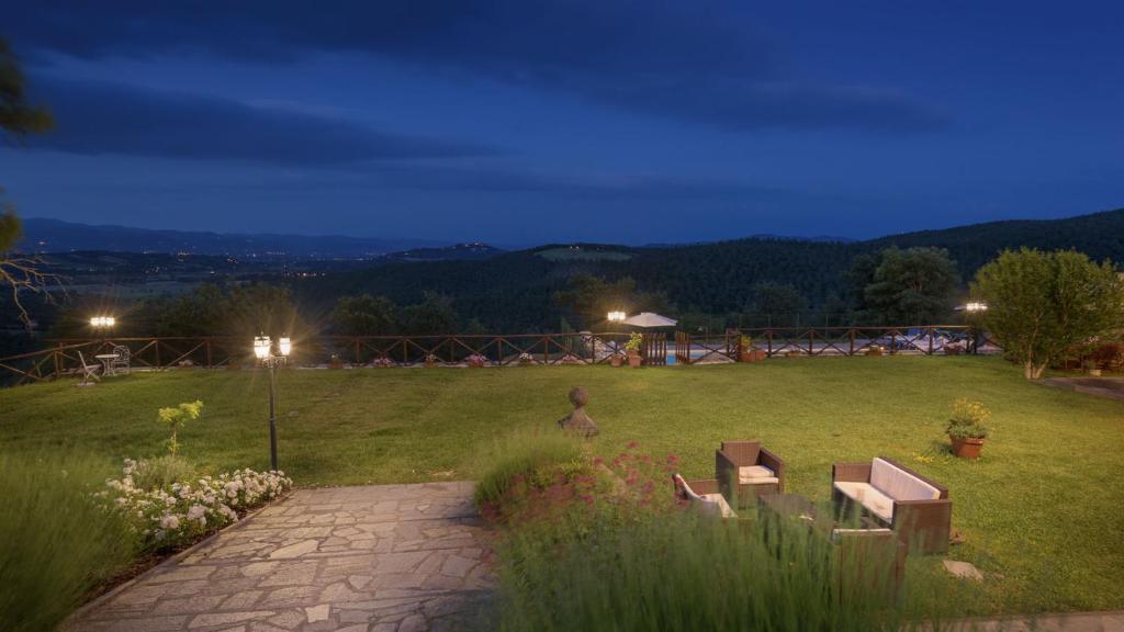 VILLA VITTORIA D'ANGHIARI 7&3, Emma Villas photo 4