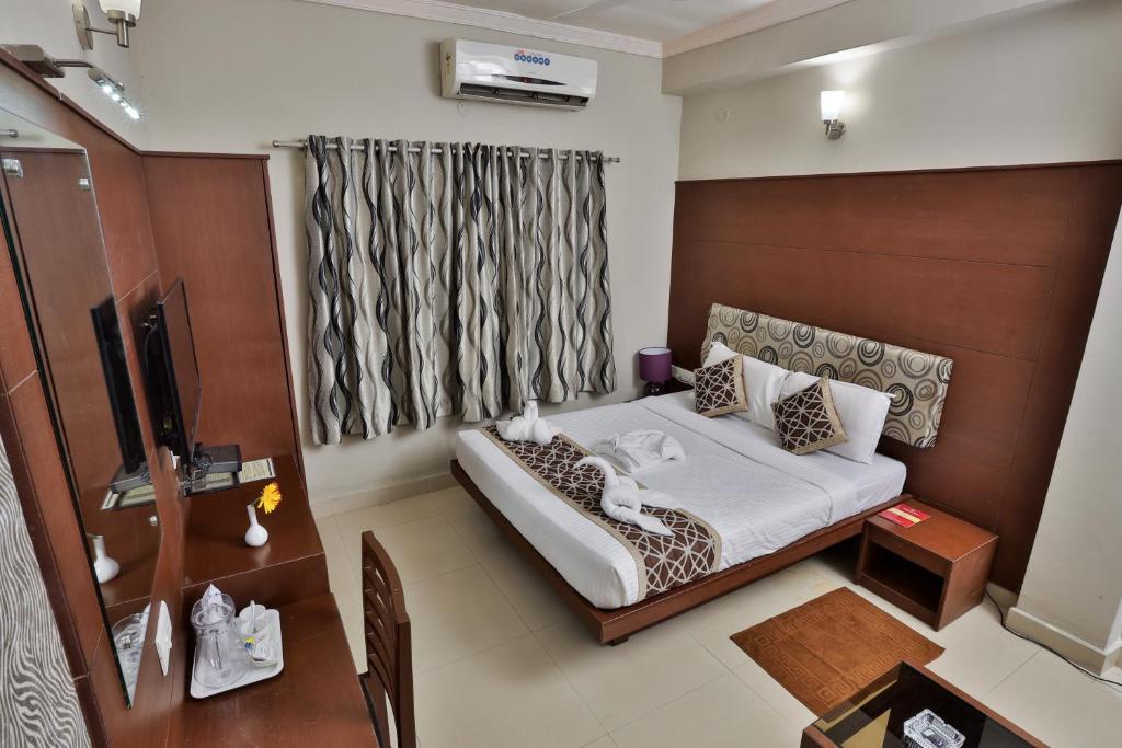 Двухместный (Двухместный номер Делюкс с 1 кроватью), Greens Gate Chennai