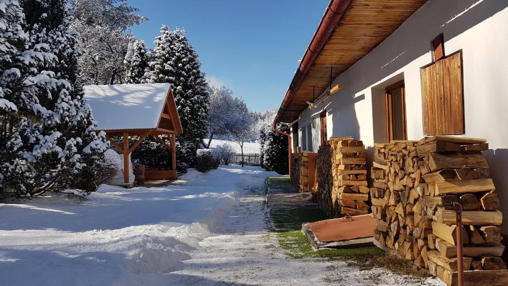 Chalupa na Šumavě, od soboty do soboty photo 2