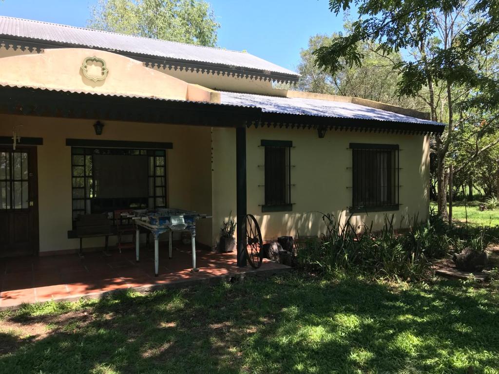 Baradero - La vida de campo a una hora del Obelisco! km142 R9 - las chapas casa de campo baradero photo 1