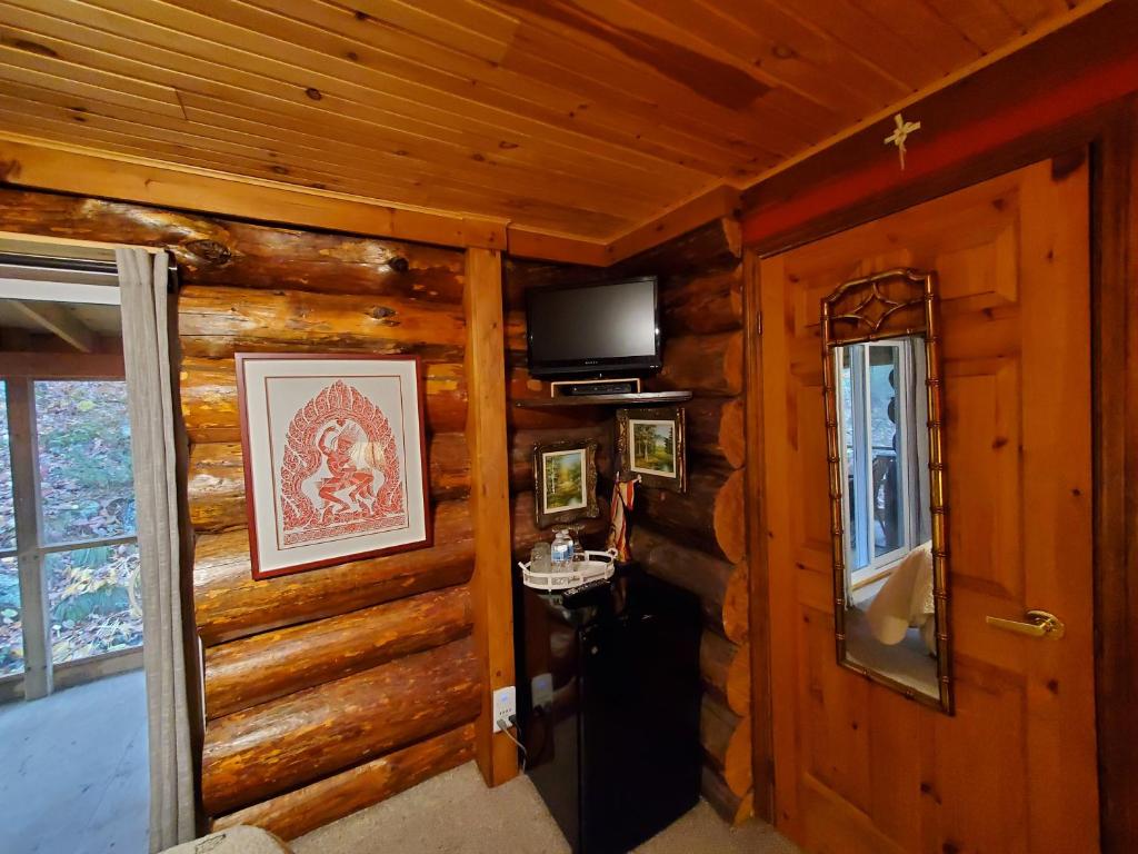 Shambhala Bed and Breakfast photo 2