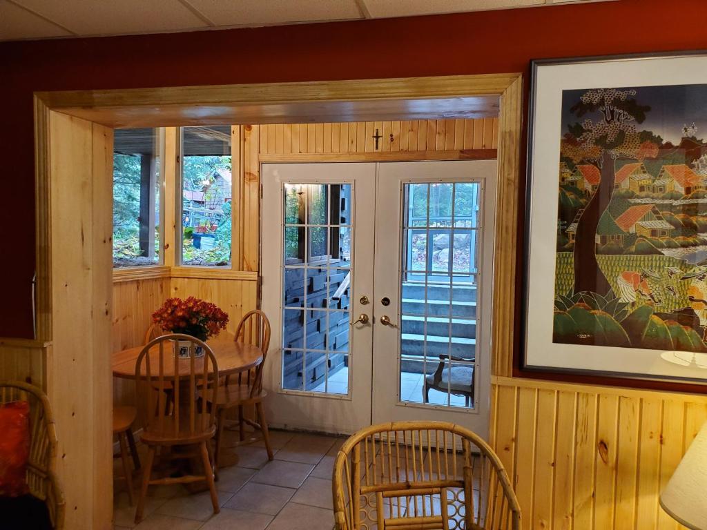 Shambhala Bed and Breakfast photo 1