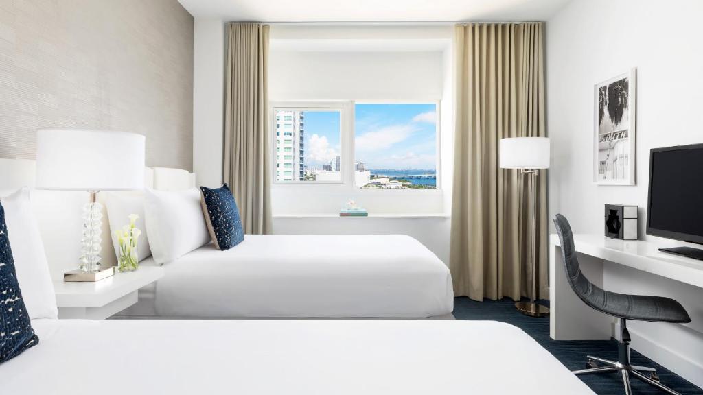 Четырехместный (Двухместный номер Savvy с 1 кроватью), YVE Hotel Miami