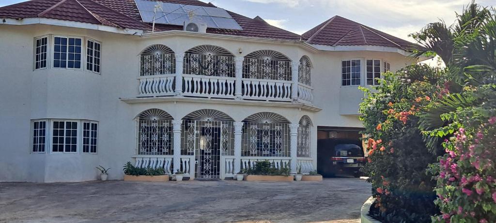 Eve's Rockaway Villa photo 3