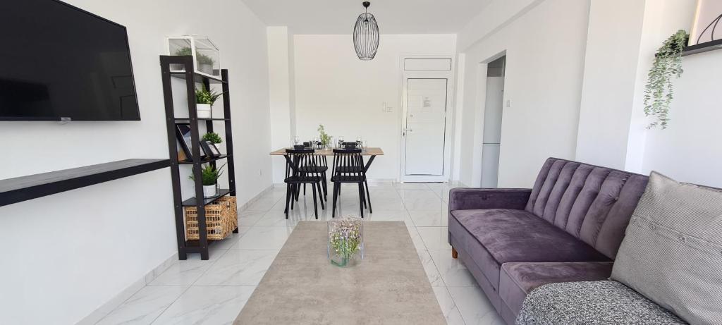 Phaedrus Living - Seaside Executive Flat Harbour 206 photo 4