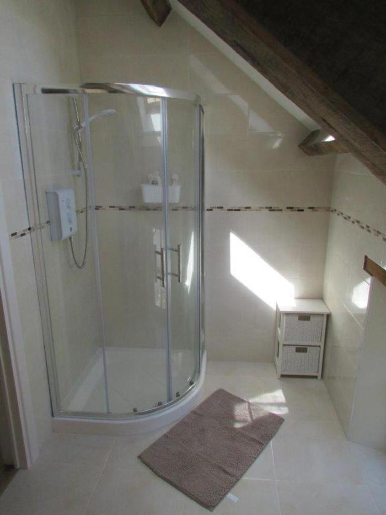 Lovely 3-Bed House at Clashganny Mill Borris photo 4