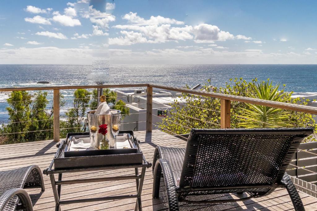 51 On Camps Bay photo 1