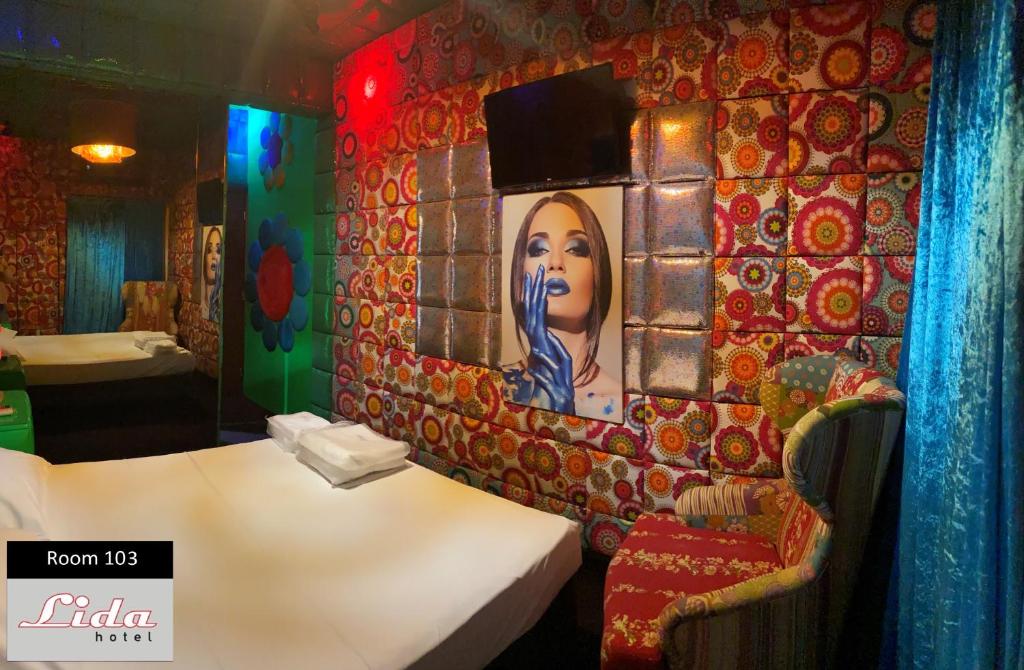 Двухместный (Двухместный номер Делюкс с 1 кроватью и душем), Lida Hotel