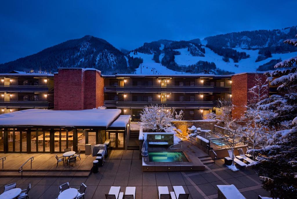 Aspen Square Condominium Hotel photo 2