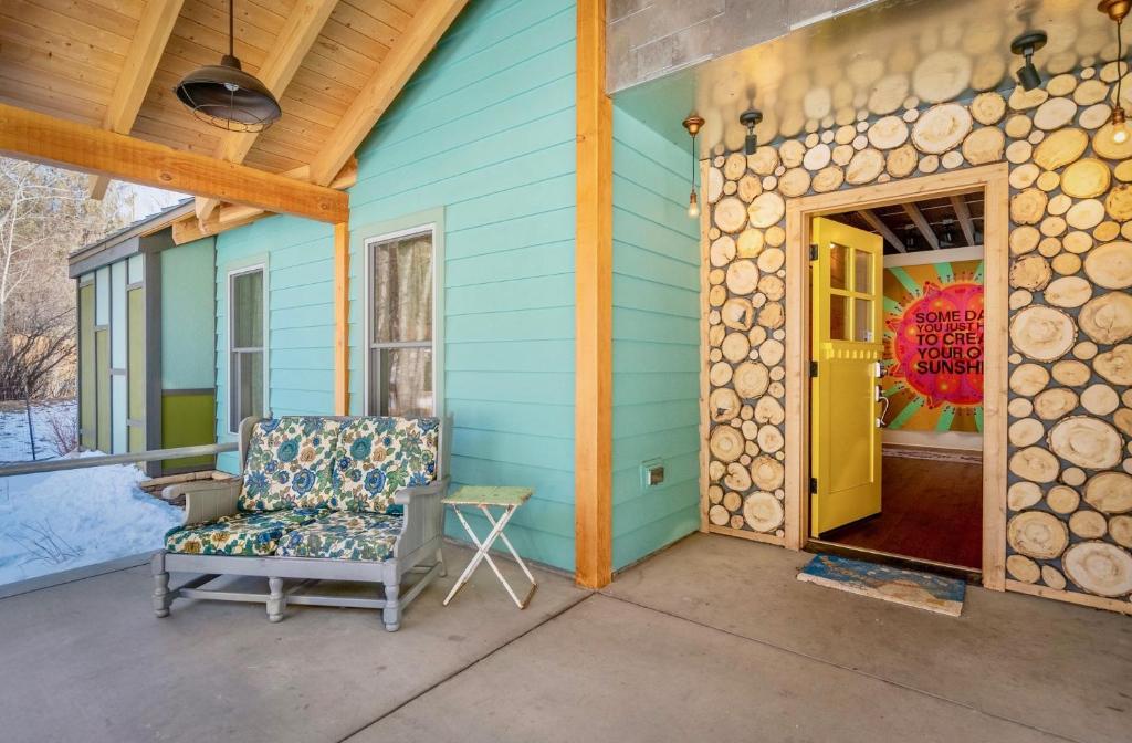 Rhapsody on Fall River Vacation Home by Estes Park Homes home photo 3