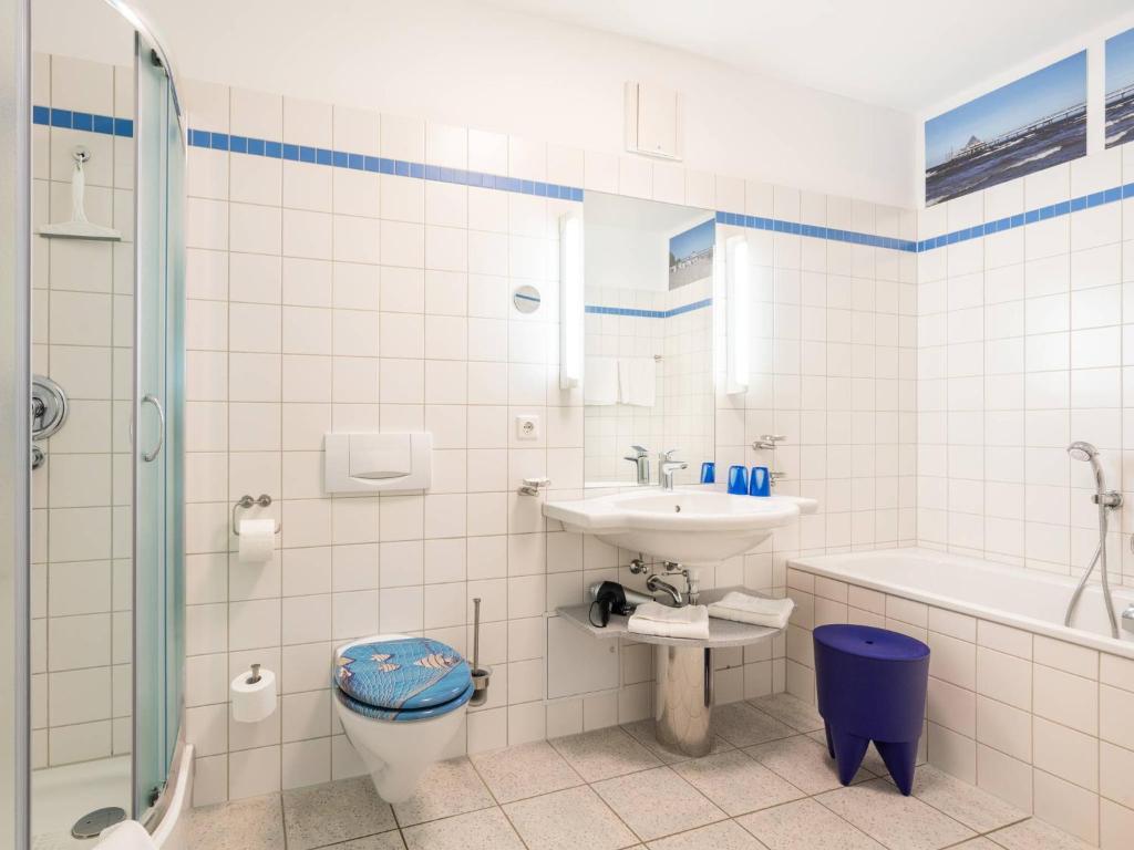 Kaiservillen Heringsdorf - Ferienwohnung mit 2 Schlafzimmern und Balkon D212 photo 4