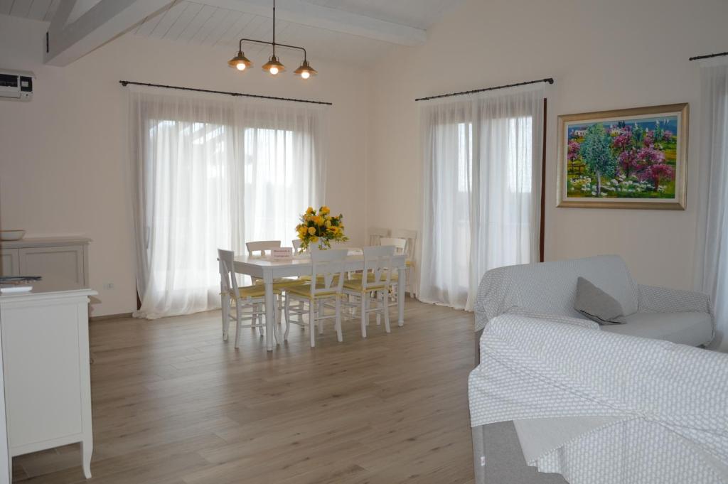 Le Bozze -Villa Jenny con WI-FI, posto auto, piscina a sfioro a Castagneto Carducci photo 4