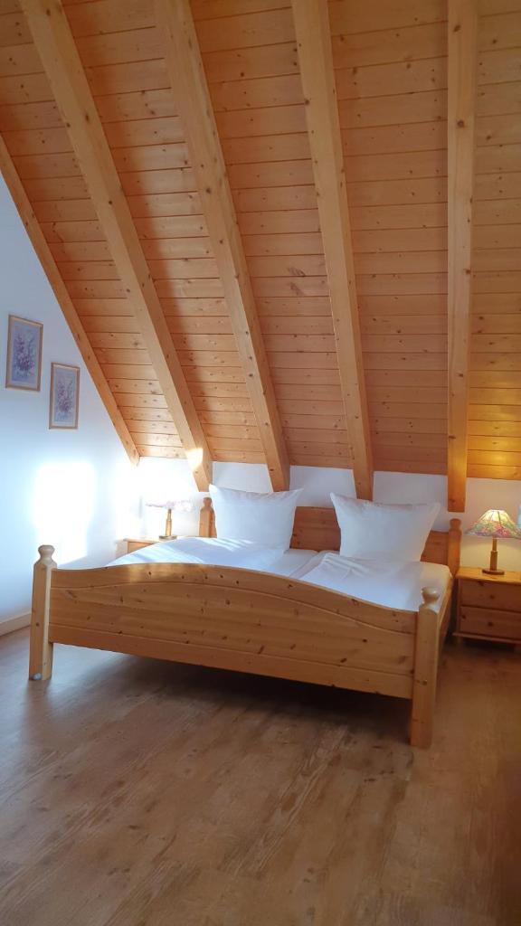 Landgasthof zum Dorfkrug photo 2